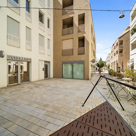 Royal Vydrica Old Town Under The Castle & Parking Apartman